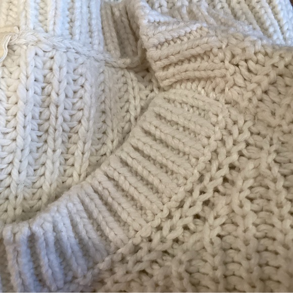 Moth (Anthropologie) Sweater, Cream, Yak blend, Size Medium - Picture 7 of 11